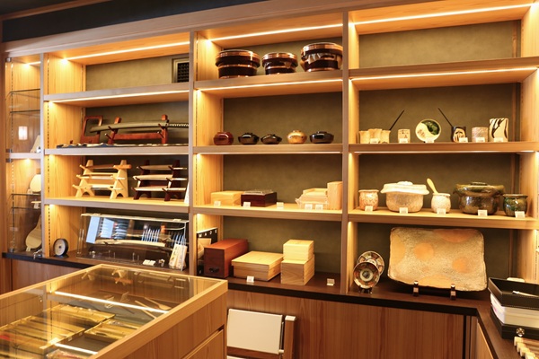 kabuki knives aoyama store