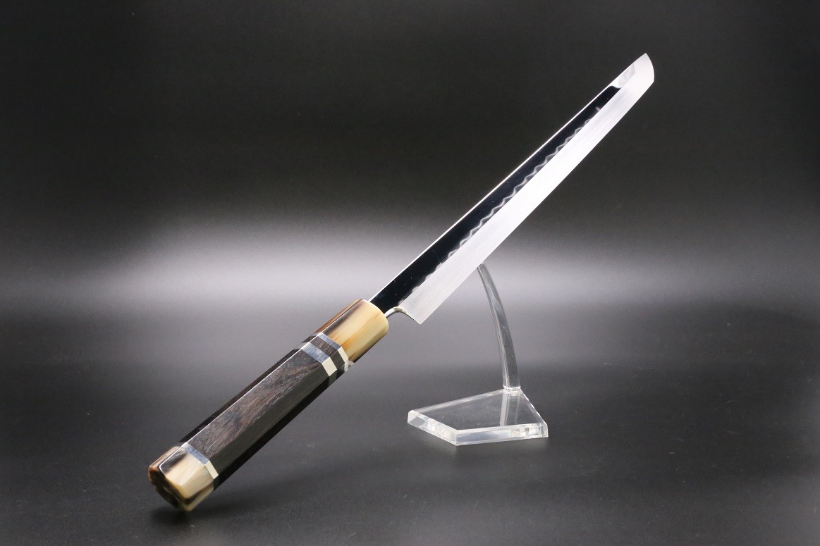 先丸蛸引 白鋼 300mm 油本焼 両鏡面 波浮かし 八角黒檀柄 白木健一作