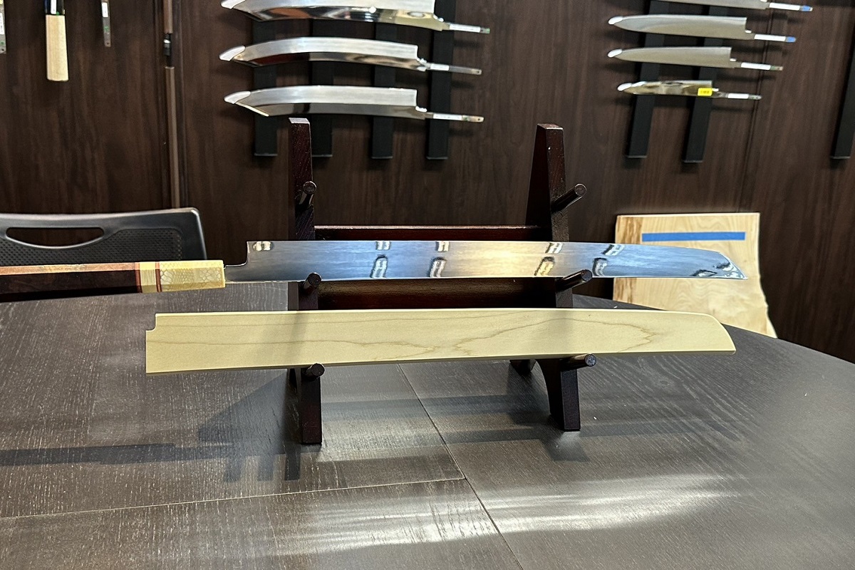 剣型 先丸柳刃 V金10号 510mm 全鋼本焼 全鏡面仕上げ 鞘付き