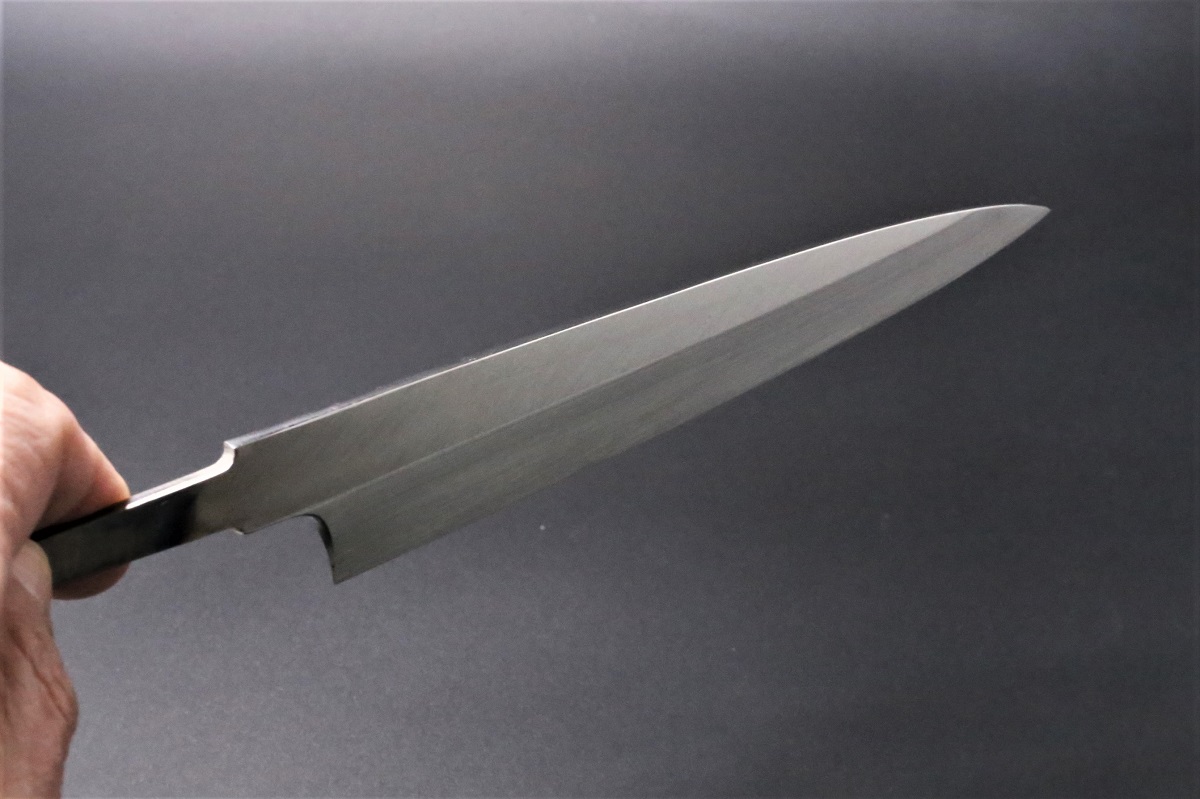 青鋼、水本焼き、柳尺一寸 柳刃 青鋼 水牛柄 8寸（240mm） | 刃物の老舗 本家かね惣