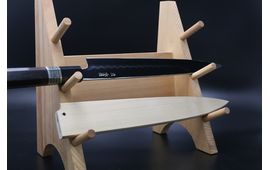 Blacksmith Yoshikazu Ikeda